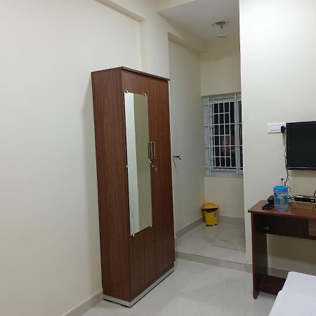 Nk Lodge Coimbatore Extérieur photo